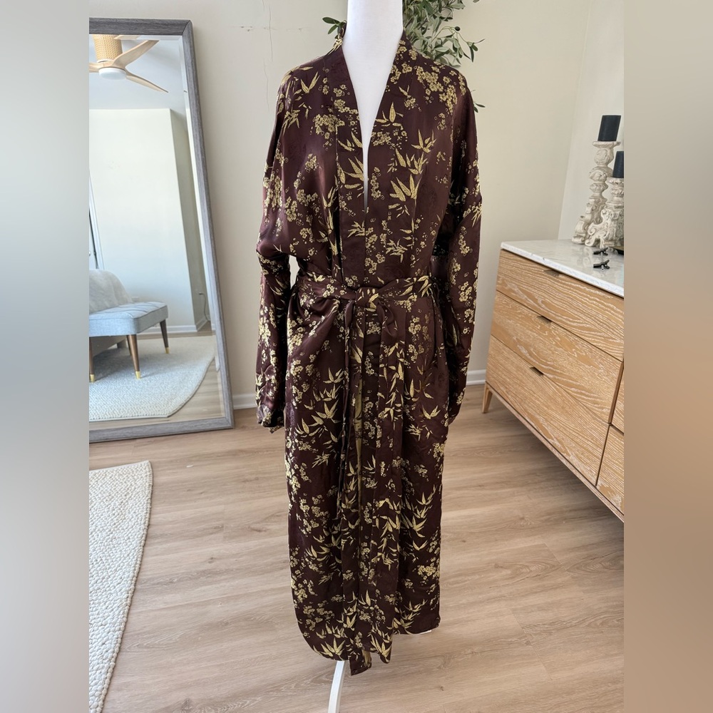 Elegant Brown Floral Kimono Robe